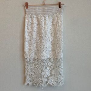Sans Souci White Lace Pencil Skirt • Sz S • NWT!